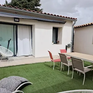 Rognac Centre Au Calme Maison Entiere 5 Couchages Et Jardin Rognac